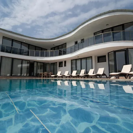 Oruc Palace Hotell